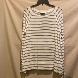 Long sleeve striped knit top